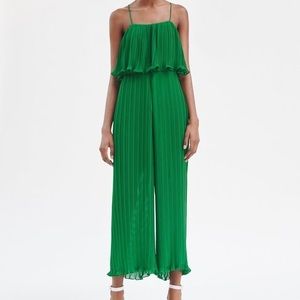 Zara Pleated Green Jumpsuit XS
